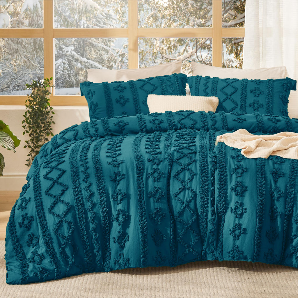 Bedsure Tufted Boho Comforter Set Twin Size - Beige Boho Bed Set, GentleSoft™ 2 Pieces Farmhouse-Style Embroidery Bedding, Gifts for Woman, Soft Jacquard Kids' Twin Comforter for All Seasons