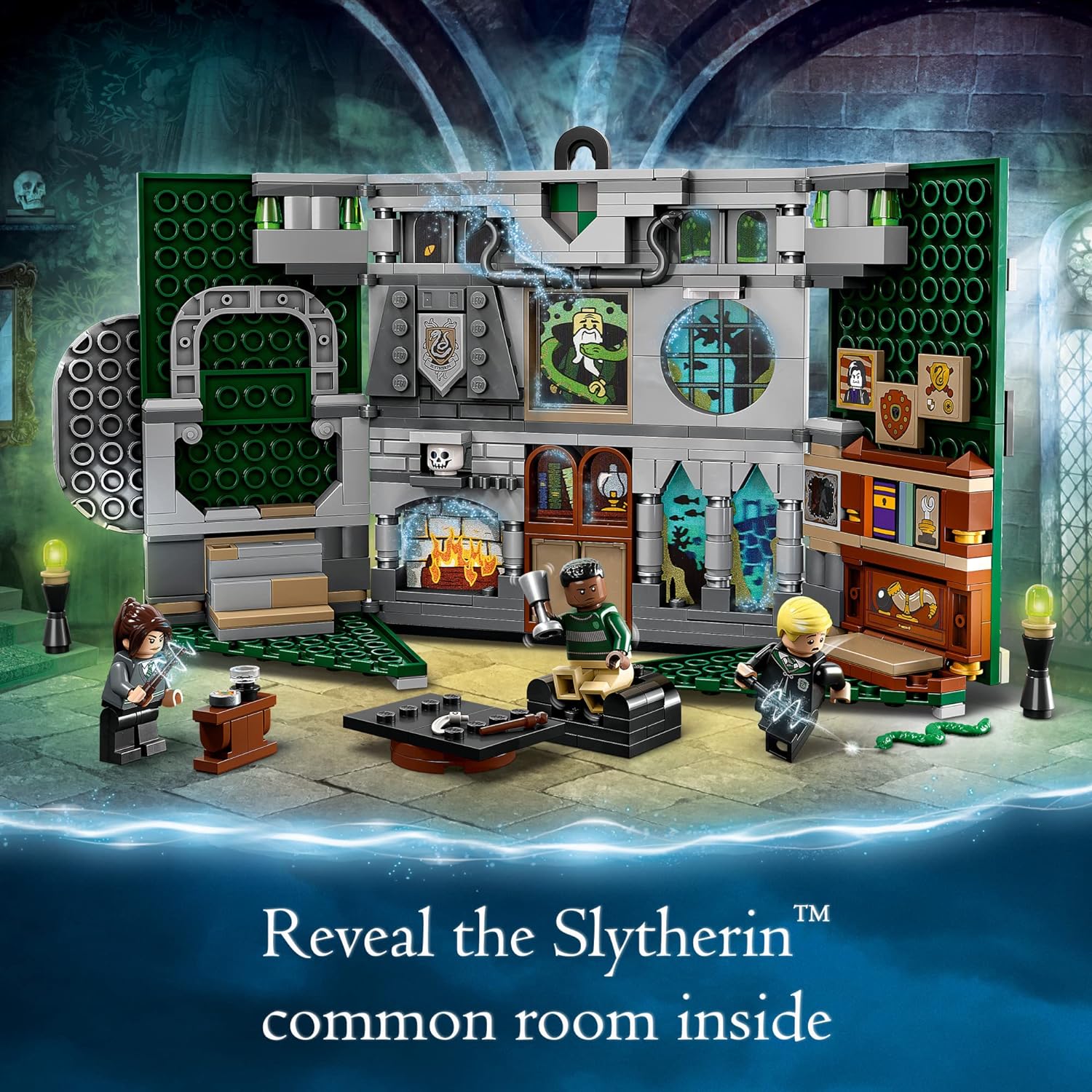 LEGO Harry Potter Slytherin House Banner Building Set 76410 - Hogwarts Castle Common Room Toy or Wall Display, Collectible Harry Potter Gift Idea for Boys, Girls and Kids with Draco Malfoy Minifigure