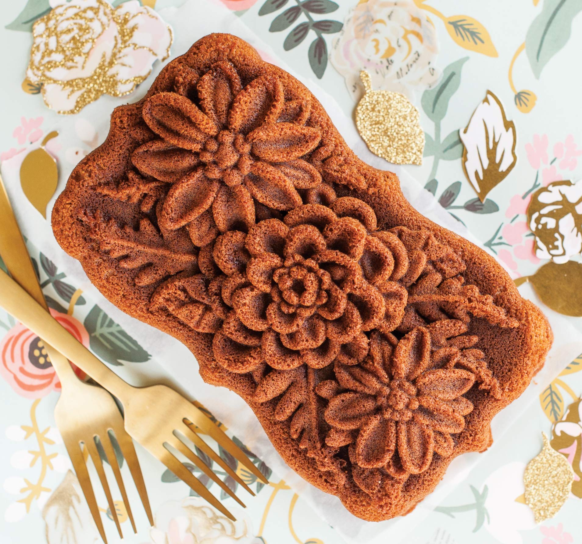 Nordic Ware Wildflower Heart Bundt, 6 Cup, Toffee