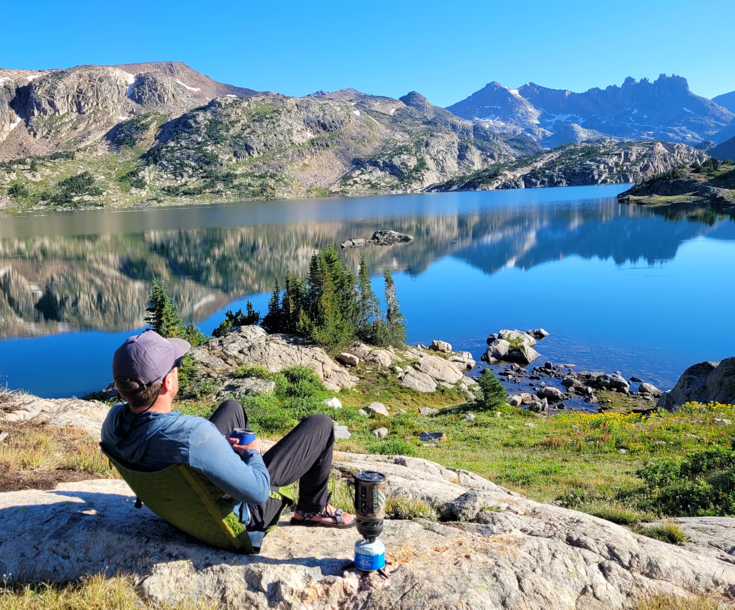 Crazy Creek HEX 2.0 PowerLounger for Day Hiking & Backpacking Trips, 250 LBS Weight Capacity, Adjustable Straps, Compact Design, Water-Resistant, Aleutian Blue/Slate