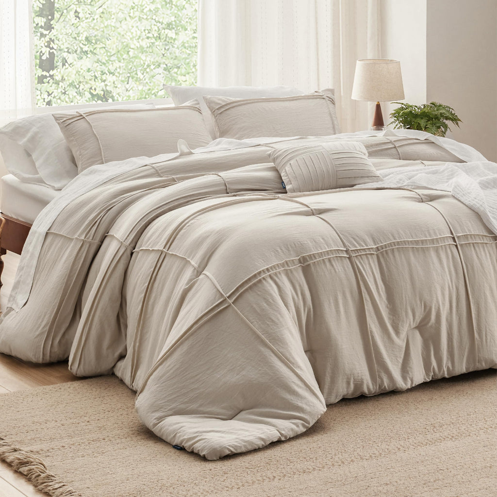 Bedsure Twin Comforter Set - 3 Pieces Pinch Pleat Bed Set, Beige Boho Bedding for All Season, 1 Soft Comforter, 1 Pillowcase, 1 Decorative Pillow