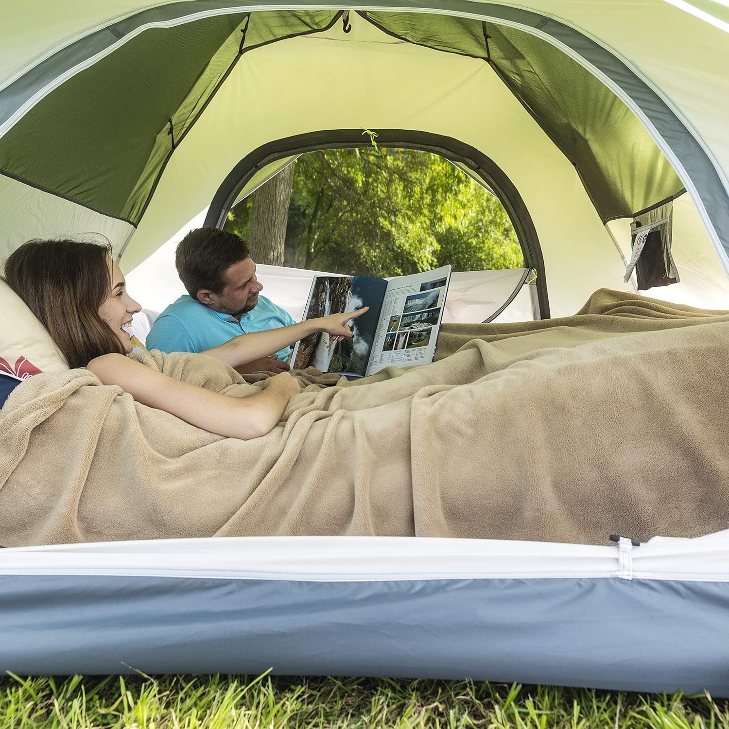MOON LENCE Pop Up Tent 3-4 Person, 60s Instant Setup Camping Tent with 2 Doors, Water-Resistant & Windproof Dome Tent for Car Camping, Backyard, Traveling