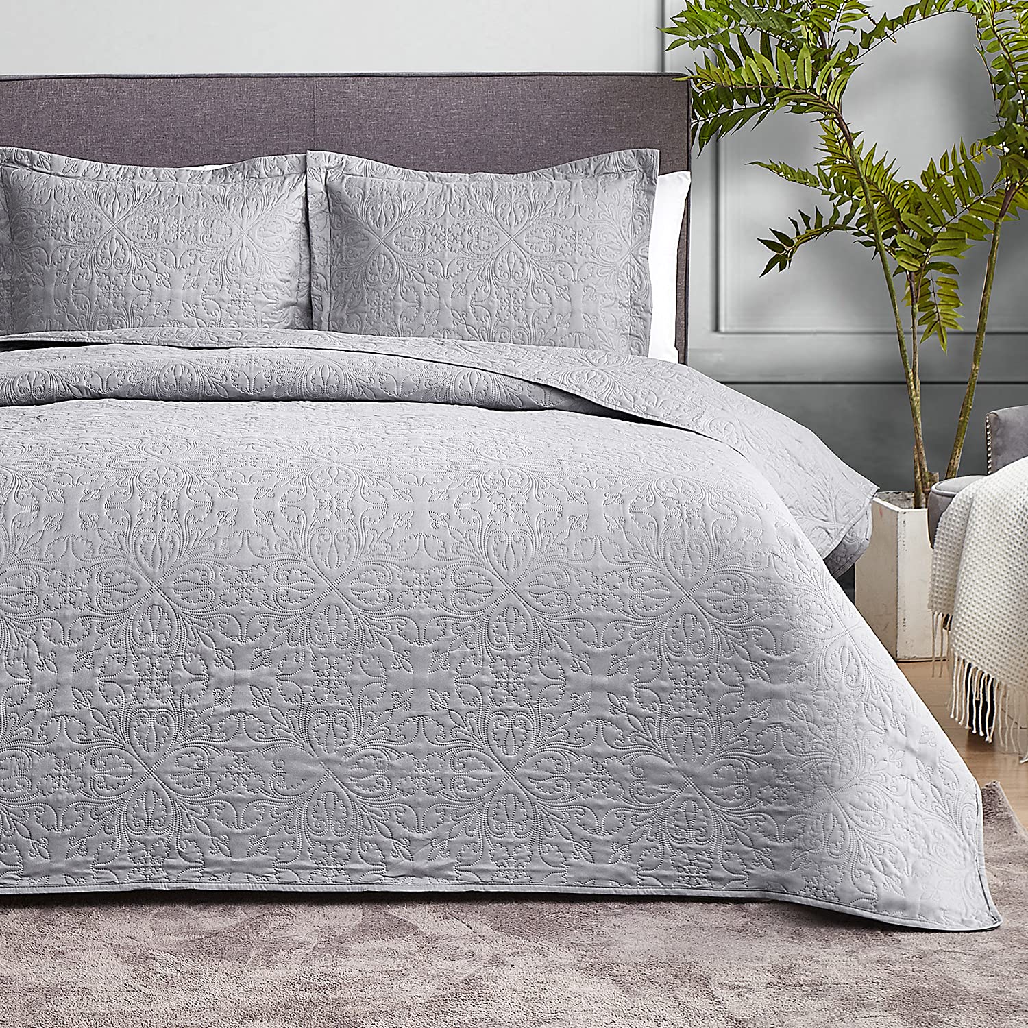 Hansleep Black Quilt Twin Size - Damask Ultrasonic All Season Bedspread Twin, Soft Lightweight Coverlet Bedding Set, 2 Pieces (1 Quilt, 1 Pillow Sham)