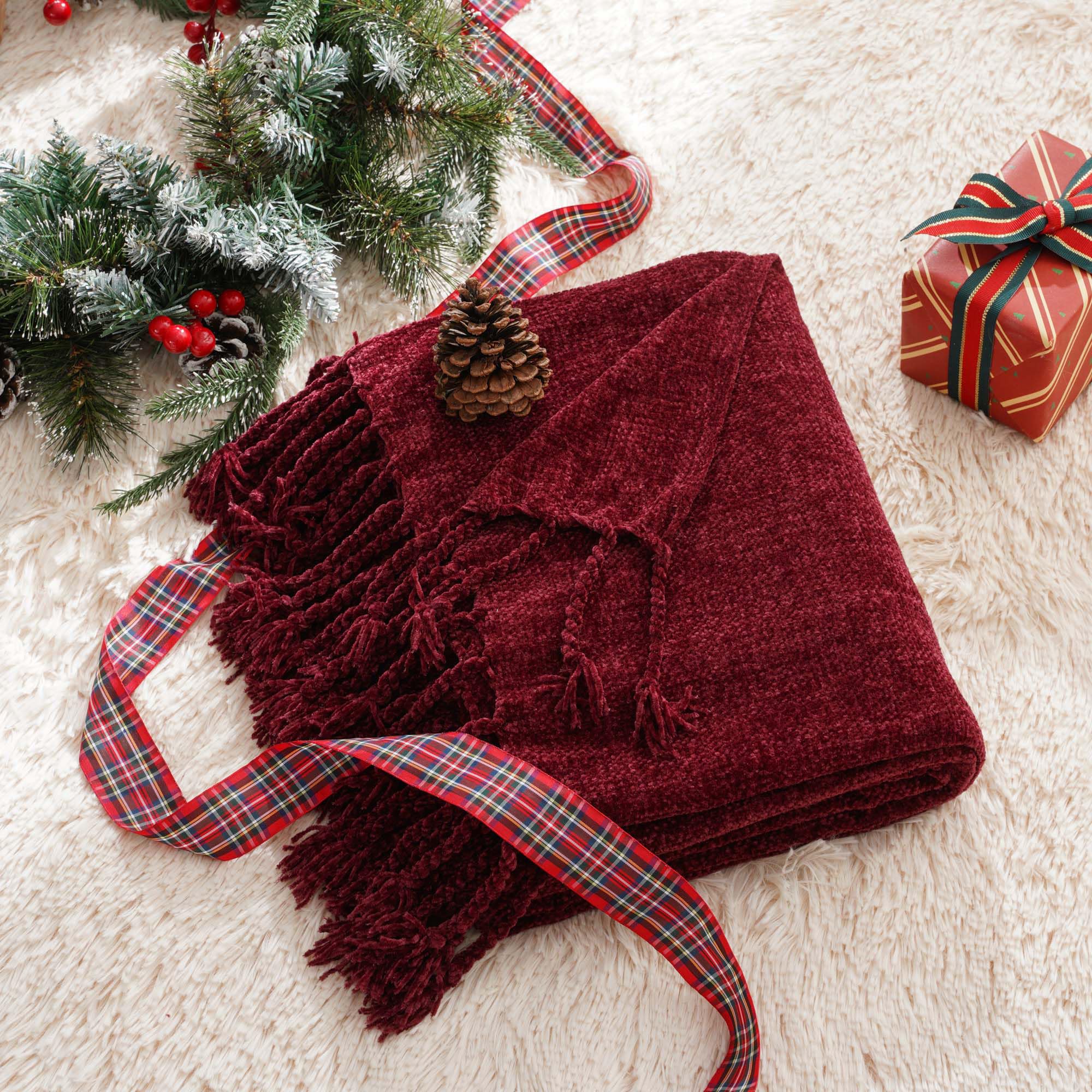 BATTILO HOME Beige Chenille Throw Blanket for Couch, Soft Cozy Textured Knit Throw Blanket with Handmade Fringe Tassels, Lightweight Decorative Farmhouse Blanket for Sofa Bed Chair, 50"x60"