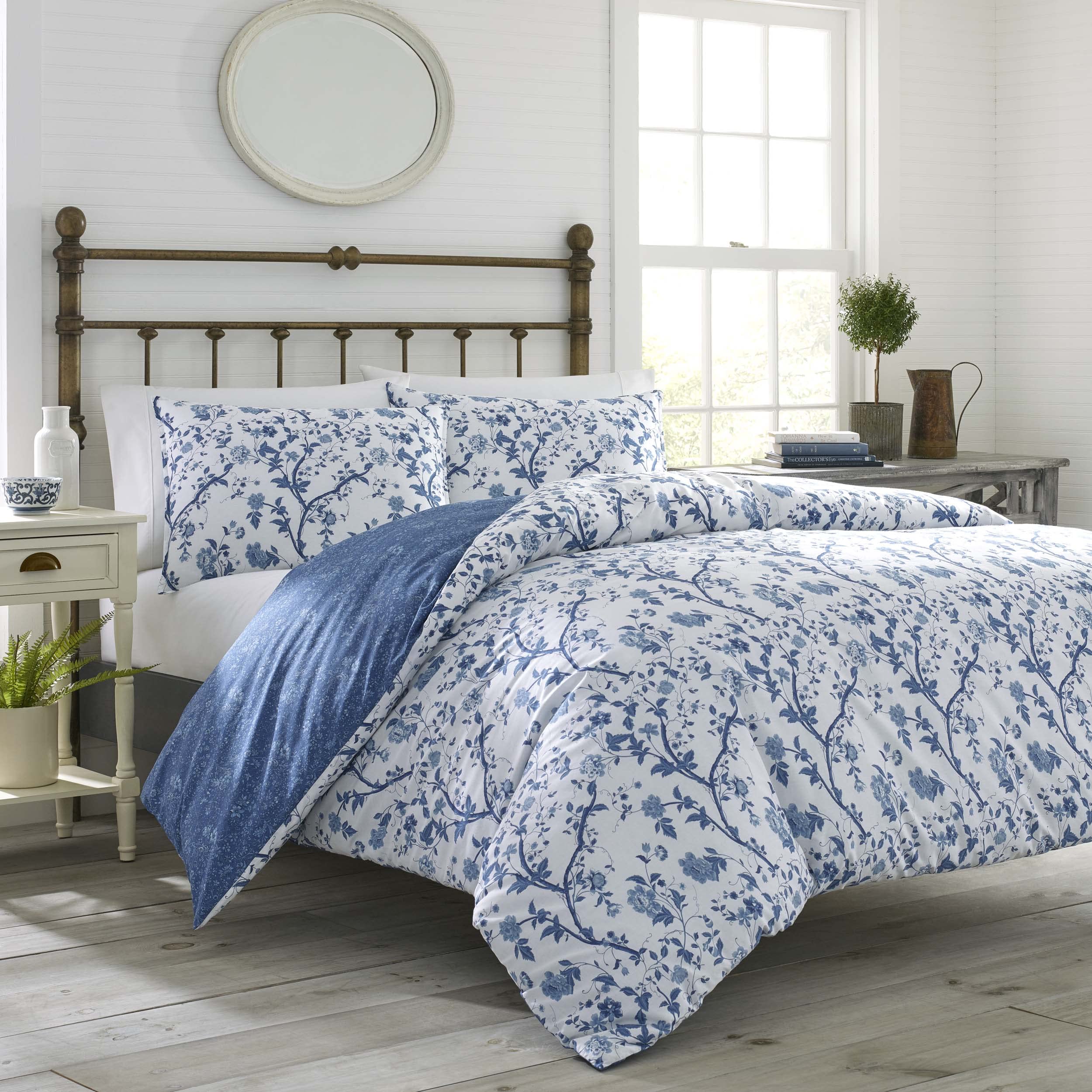 Laura Ashley - Duvet Set, Super Soft & Cozy Bedding, Includes Matching Shams & Bonus Throw Pillow Covers, Coquette Room Decor (Hope Patchwork Blue, Twin)