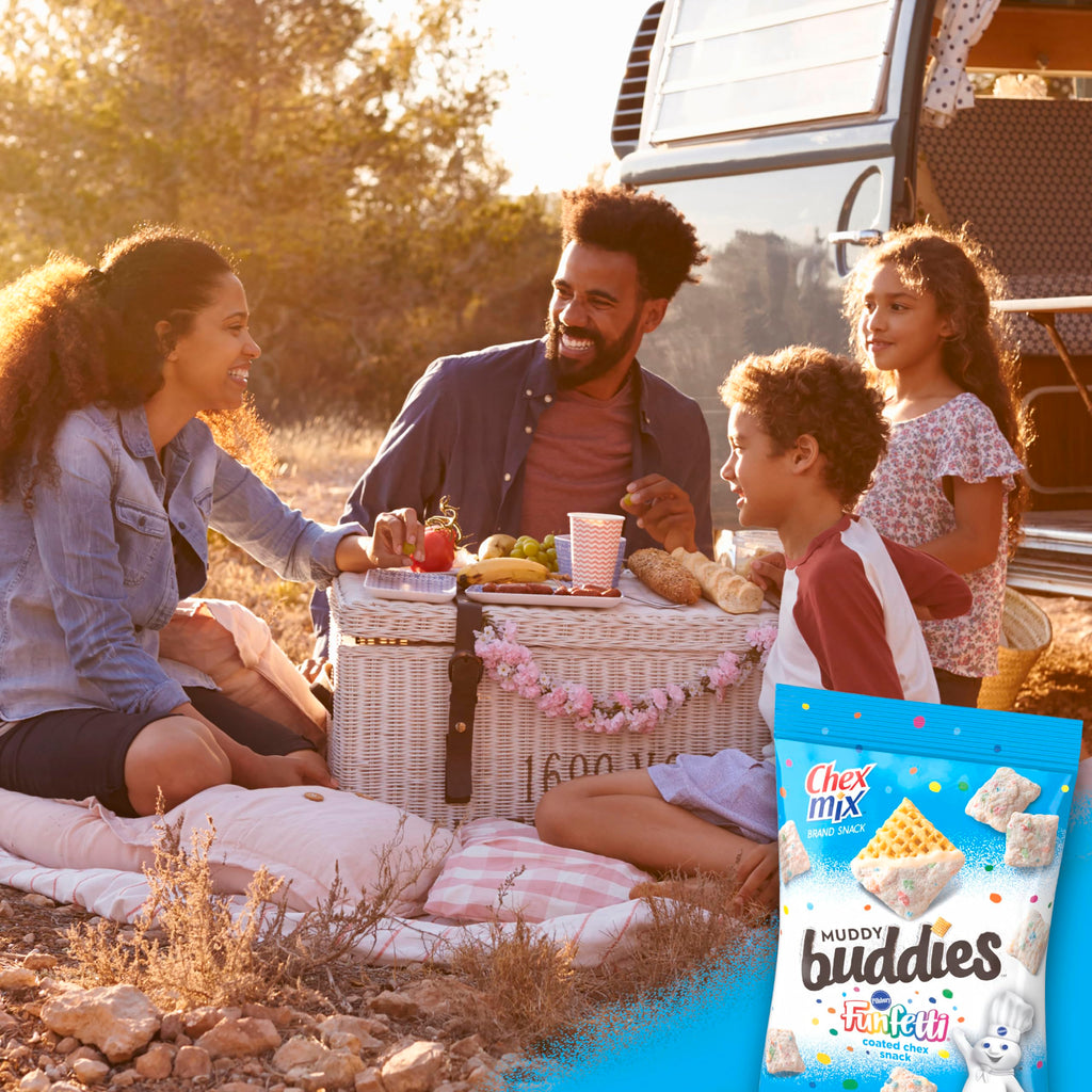 Chex Mix Muddy Buddies, OREO Cookies and Cream Snack Mix, 9 oz