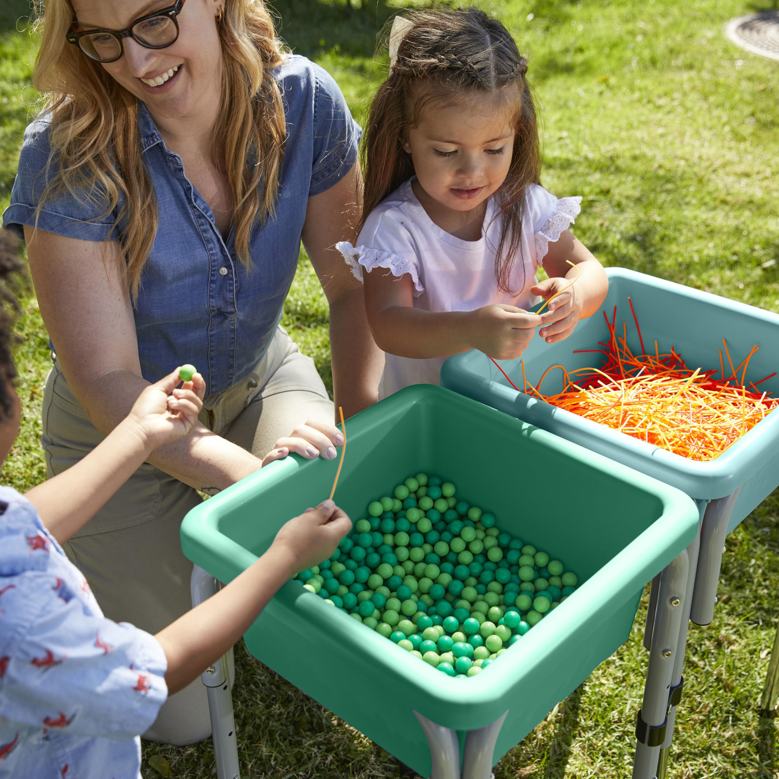 ECR4Kids 2-Station Sand and Water Adjustable Play Table, Sensory Bins, Blue/Red