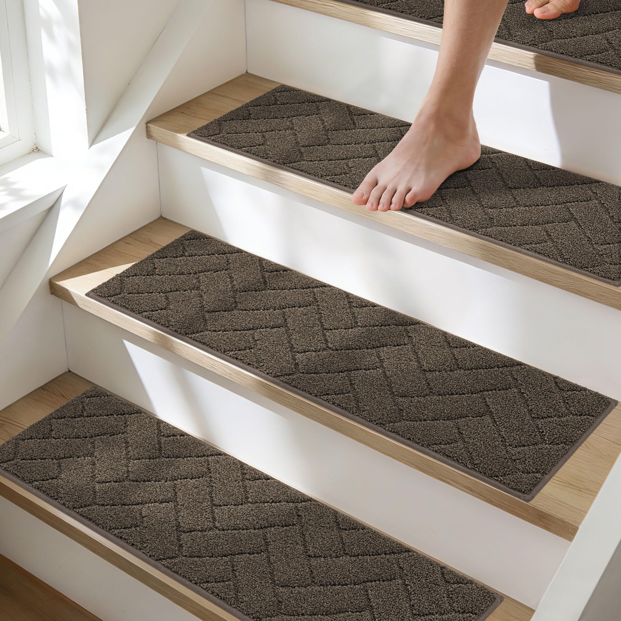 BEQHAUSE Stair Treads for Wooden Steps 28inX9in, Non Slip Carpet Stair Treads Indoor Stair Runners Machine Washable, Soft Stair Rugs Mat Surface Polyester TPE Backing, 4pcs, Beige