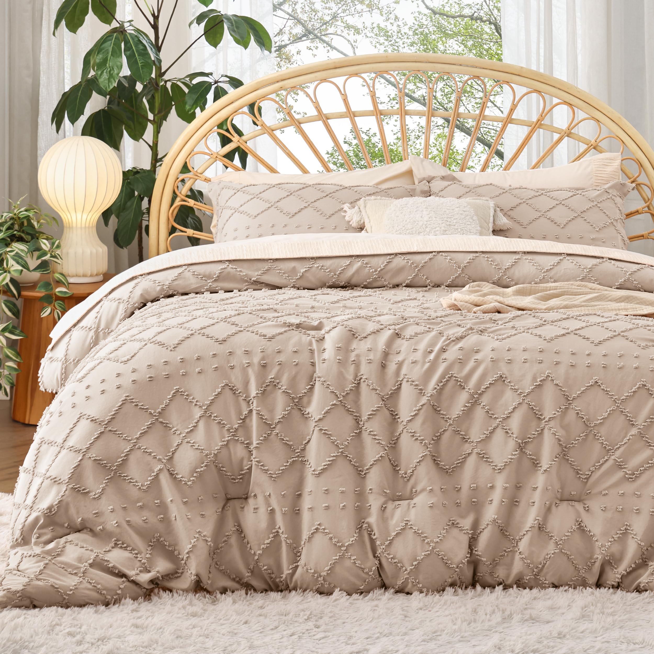 Bedsure Twin Comforter Set - White Boho Twin Comforter, Distressed Vintage Dorm Bedding Set for Kids, 2 Pieces Modern Farmhouse-Style Bed Set, Includes 1 Pillow Sham