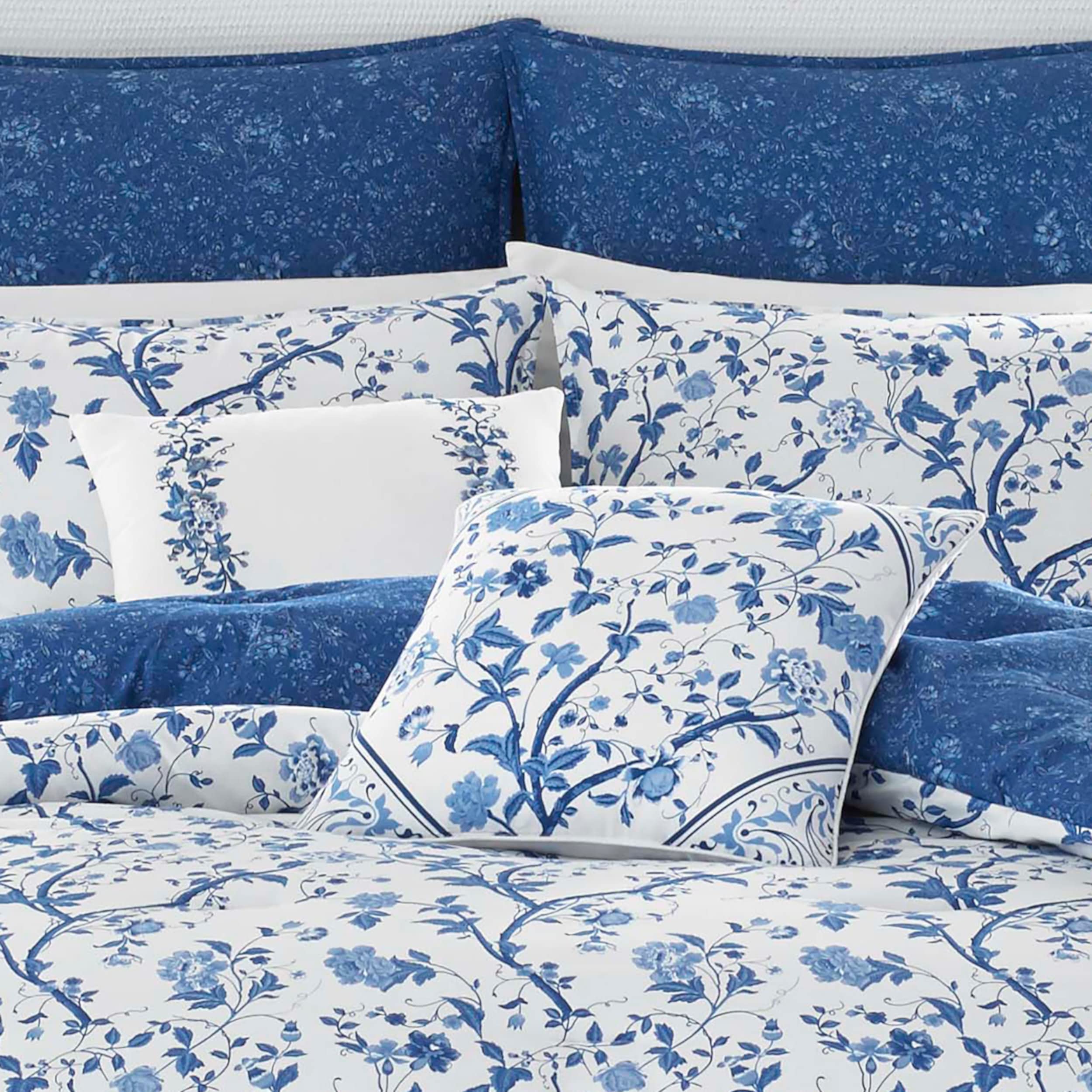 Laura Ashley - Duvet Set, Super Soft & Cozy Bedding, Includes Matching Shams & Bonus Throw Pillow Covers, Coquette Room Decor (Hope Patchwork Blue, Twin)