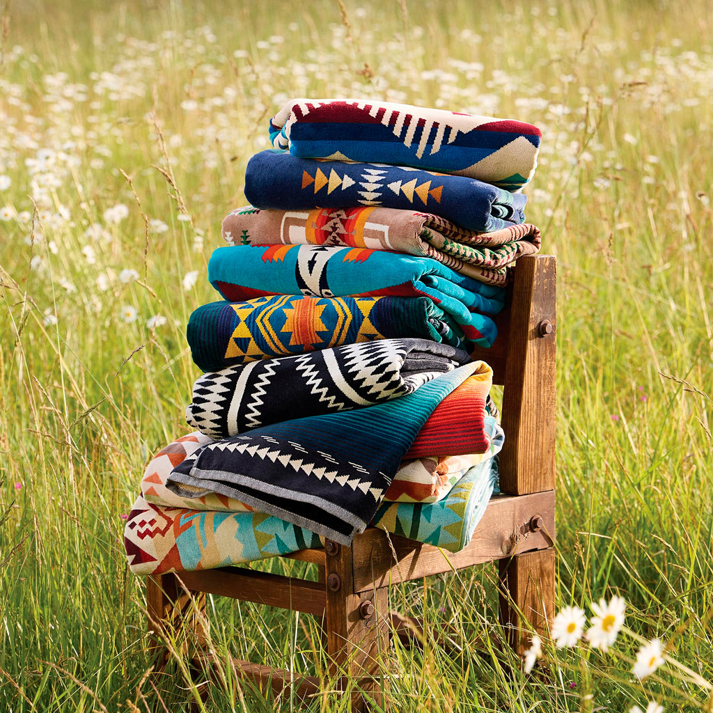 Pendleton Oversized Jacquard Spa Towels, 40 x 70 inches Bath Towels, 100% Cotton, Soft and Quick Dry for the Beach, Hot Tub, Pool - Highland Peak Aqua