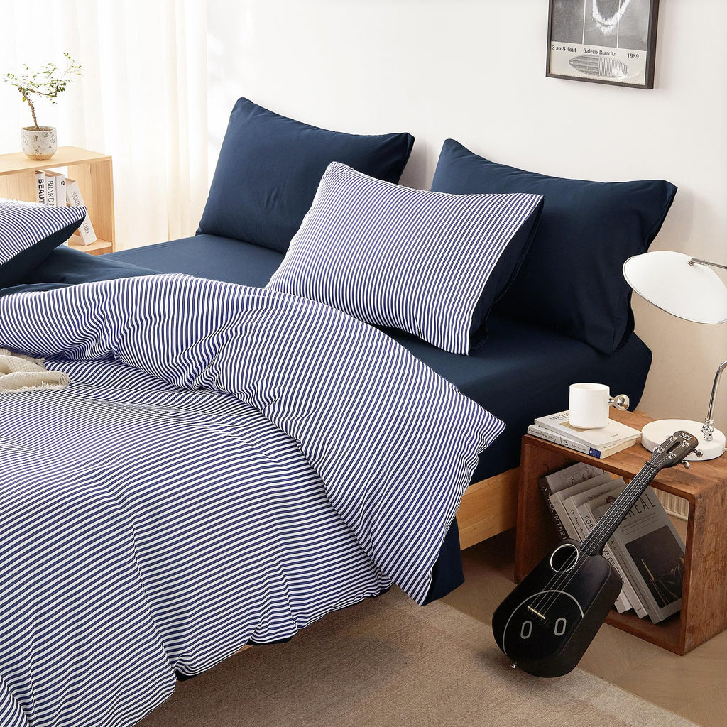 Wake In Cloud - Striped Comforter Set, Ticking Stripe Vertical Pinstripe Neutral Farmhouse Pattern Printed, Soft Lightweight Bedding, 3 Pieces, Blue White, Twin/Twin XL Size