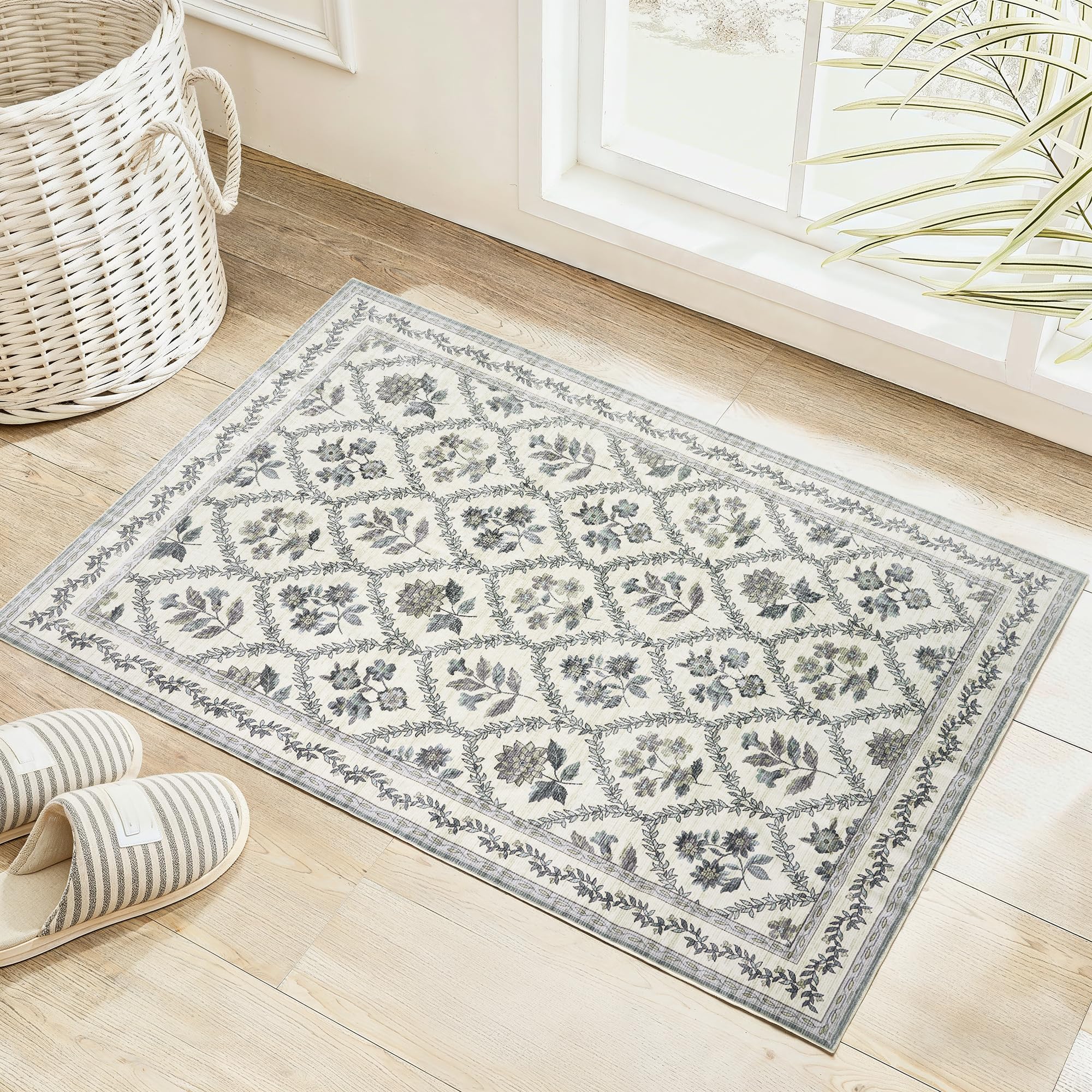 Black Floral Area Rug for Entryway 2x3 Washable Small Rug Low Pile Non Slip Distressed Entry Mat Soft Farmhouse Indoor Entrance Door Mat for Kitchen Bedroom Home Office Black Grey and White
