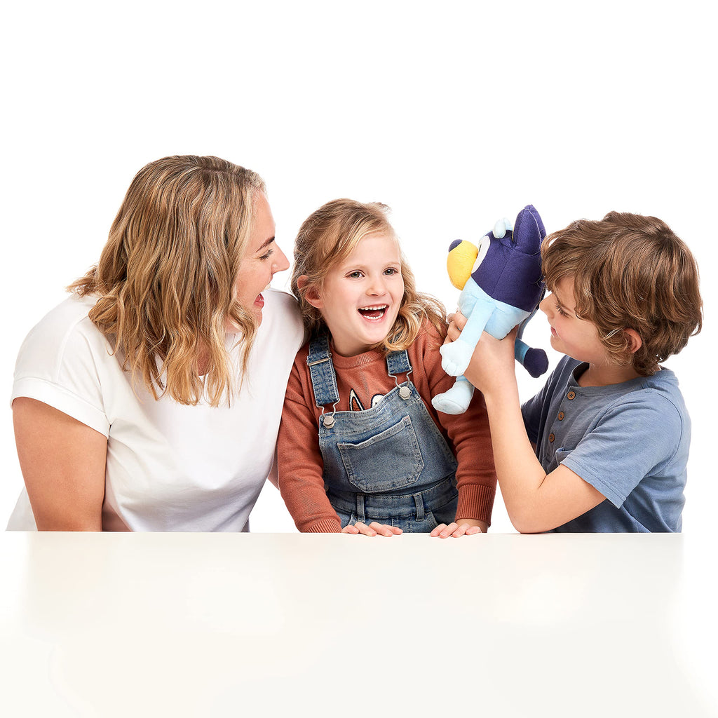 Bluey 17143 SFX, Feature, Interactive, Talking, 13" Plush, 17137