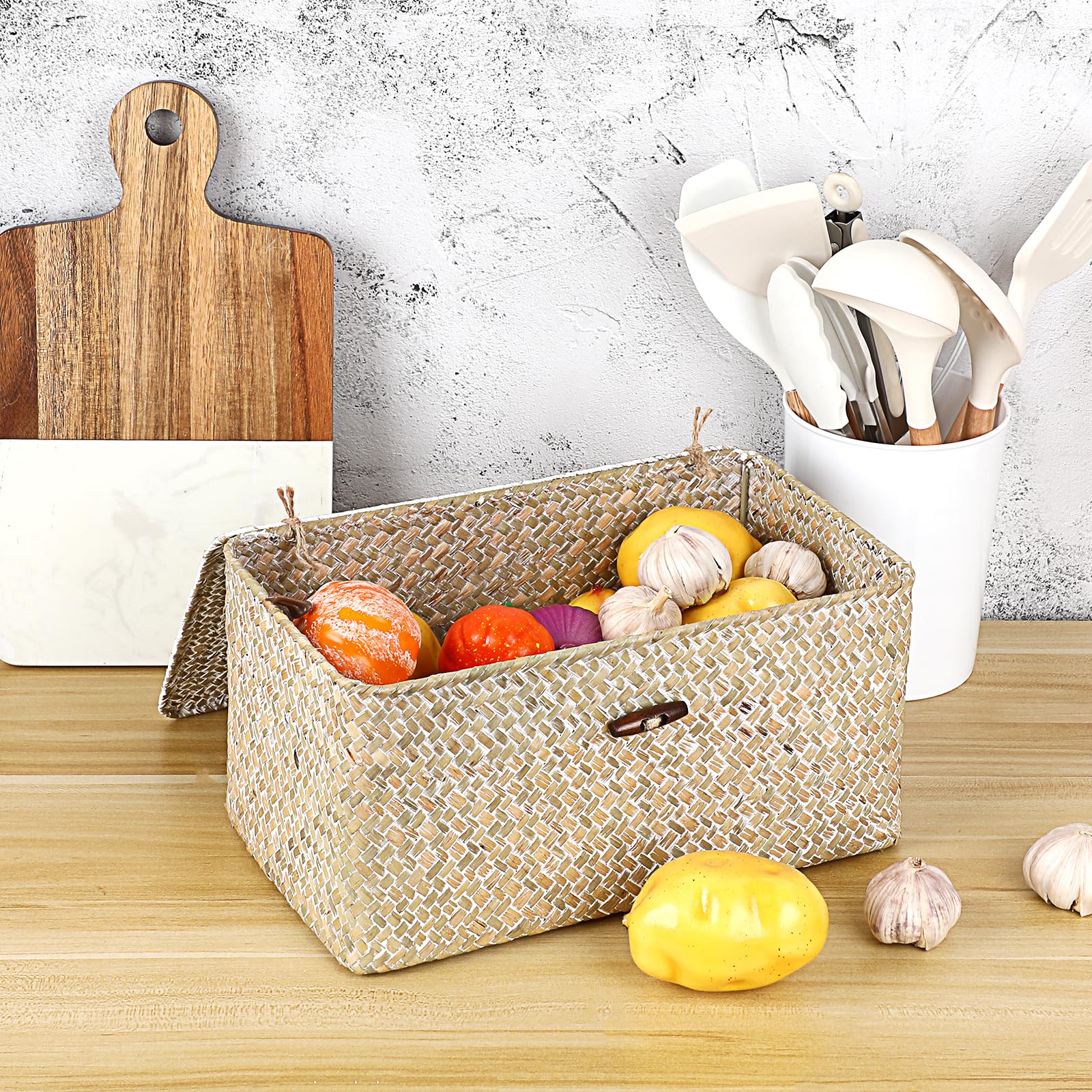 Sumnacon Wicker Basket with Lid Rectangle Woven Baskets for Toiletries Tampon Storage,Wicker Storage Basket with Lid,Decorative Seagrass Storage Baskets for Shelf Bathroom Toilet Table, Caramel