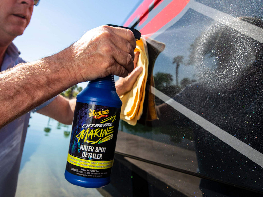 Meguiar's Extreme Marine Multi-Surface Cleaner M180332 - Pro Multi-Surface Cleaner for RV and Marine Detailing, Removes Dirt Grime & Stains from Vinyl, Gel Coat, Non Skid, Carpet and More, 32 Oz Spray