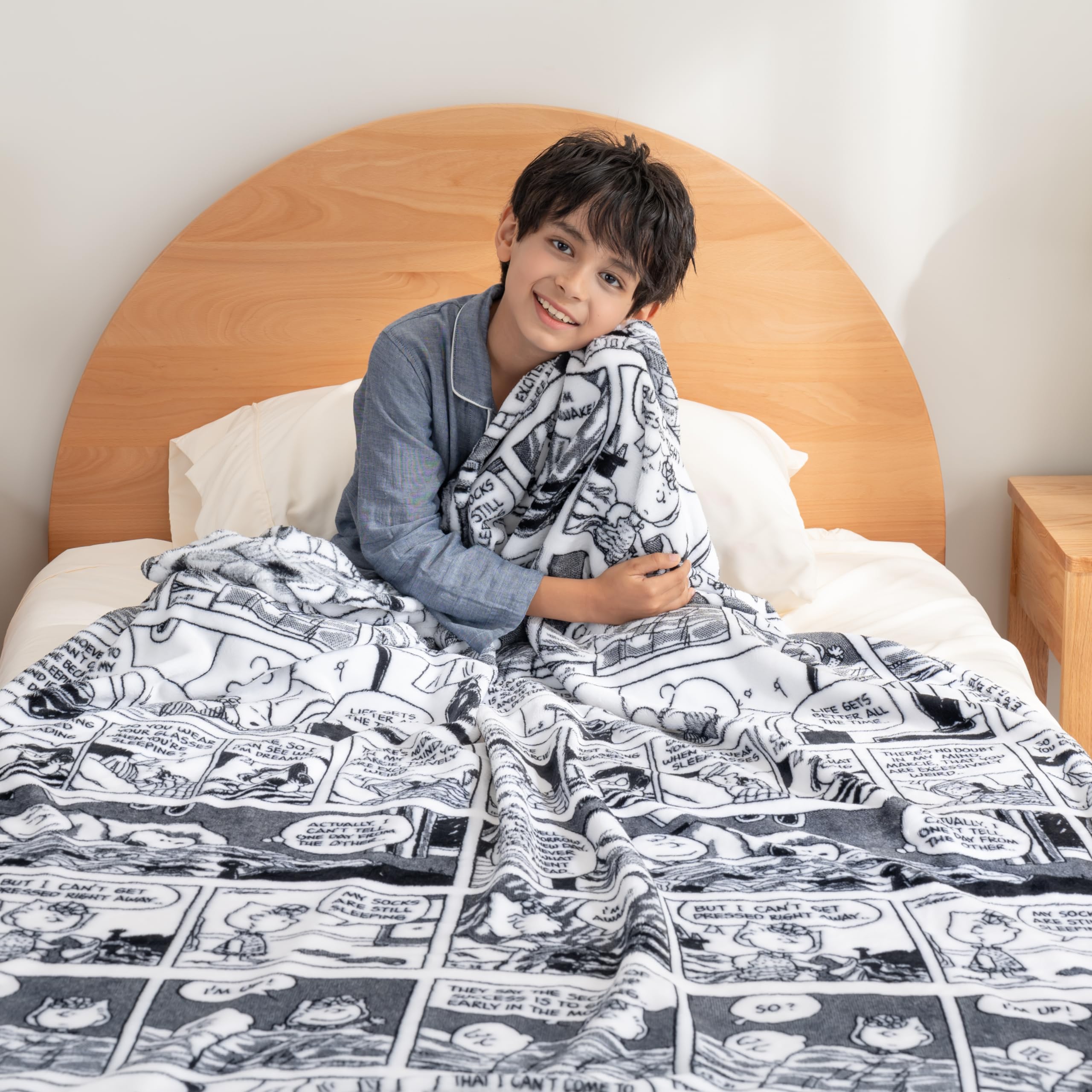 Berkshire Blanket VelvetLoft® Luxury Soft Polyester Throw Blanket, Don’t Let The Pigeon Drive The Bus, 50 x 70in(Official Mo Willems® Product)