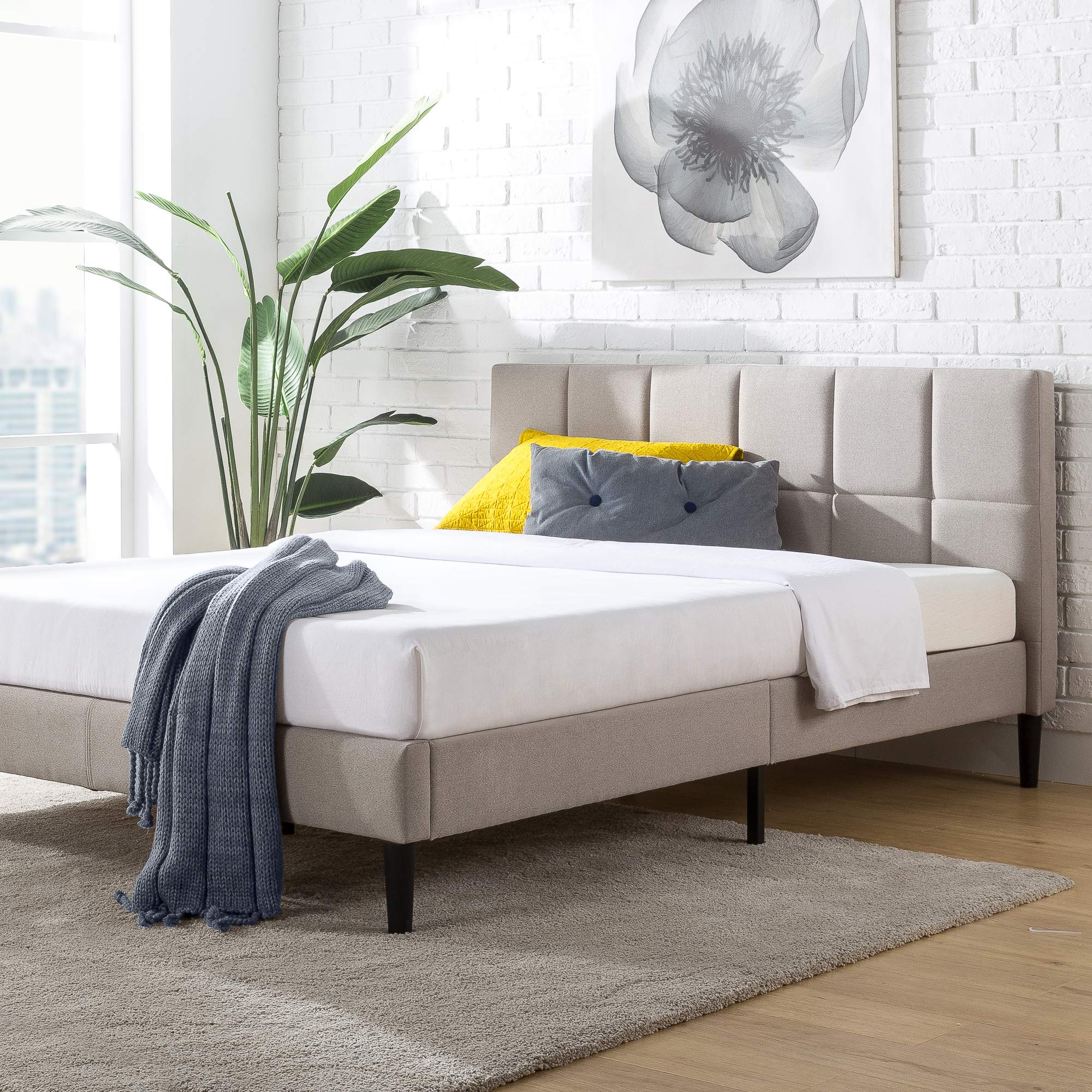 ZINUS Lottie Upholstered Platform Bed Frame with Short Headboard, Mattress Foundation, Wood Slat Support, No Box Spring Needed, Easy Assembly, Beige, Full