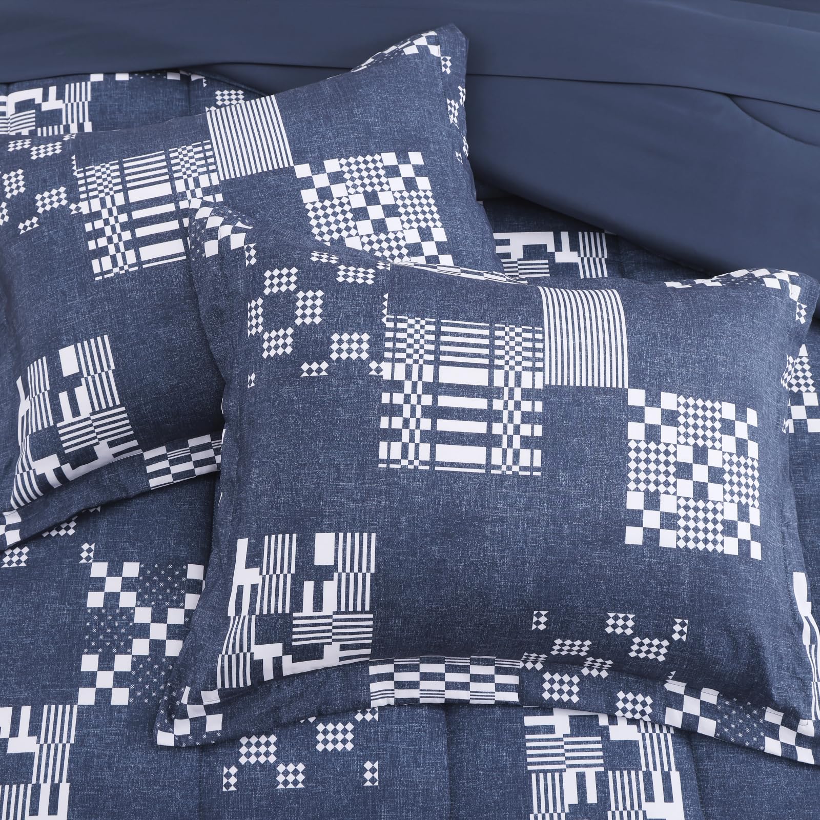 AMBERSPACE Plaid Twin XL Comforter Set Black, Reversible Checkered Bedding Set 5 Pieces for Boys Girls Teen, Lightweight Bed in a Bag for Dorm with Sheets, Pillowcase & Sham
