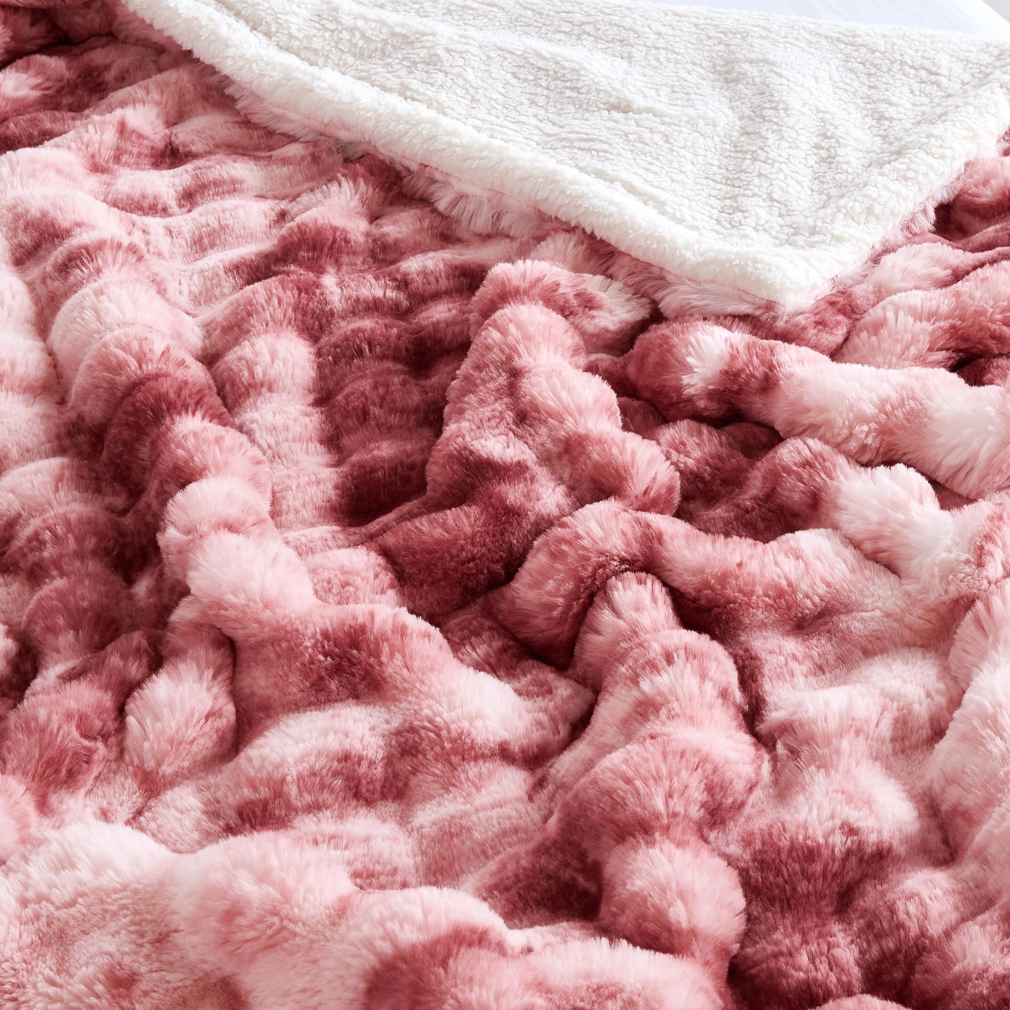 50x60 Inches Ultra-Soft Fuzzy Faux Fur Plush Throw Blanket - Thick, Warm Sherpa for Couch, Sofa, Bedroom, Camping - Decorative Blanket for Cozy Warmth, Bubble Grey