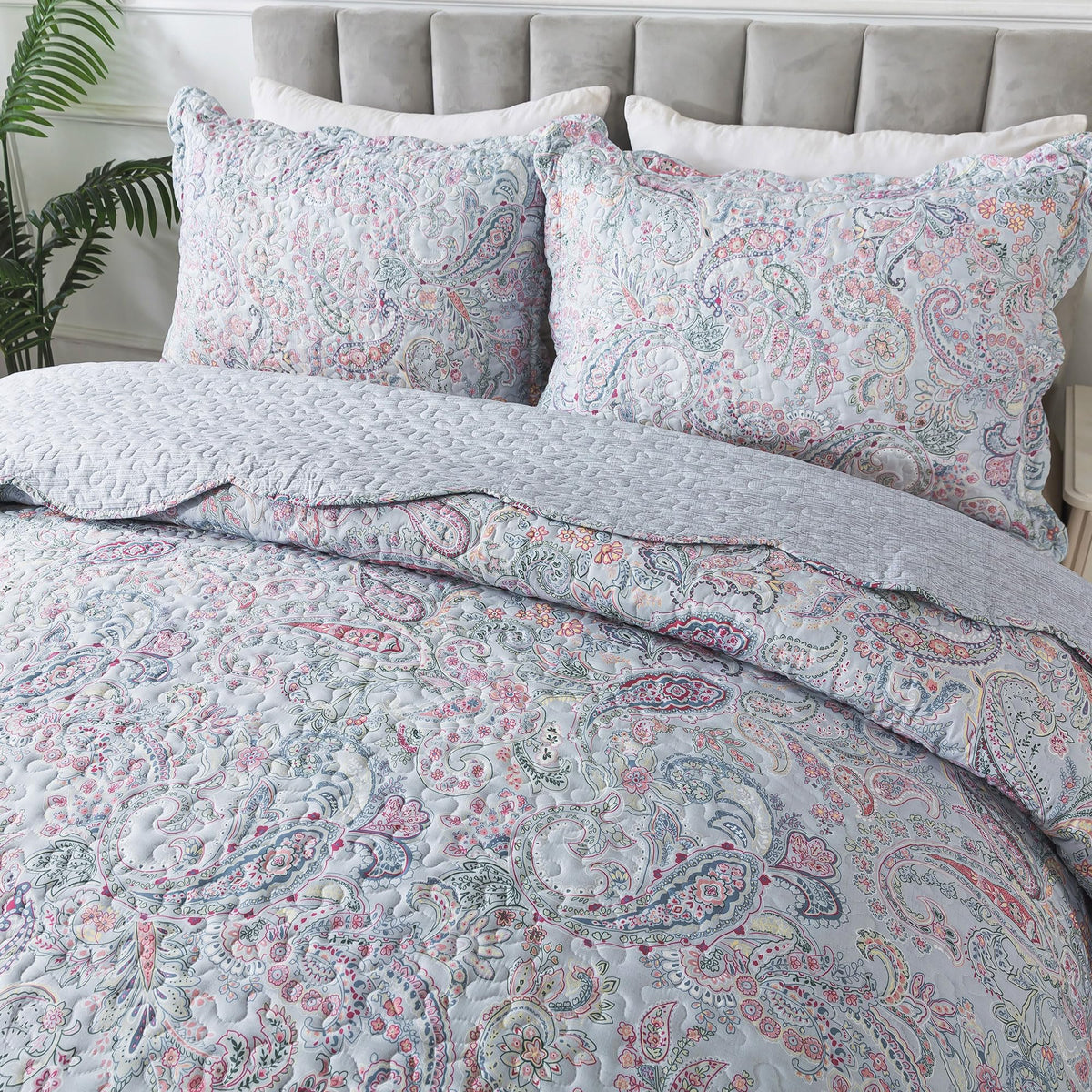 HoneiLife Quilt Sets Twin Size - 2 Piece Microfiber Quilts Reversible Bedspreads Patchwork Coverlets Floral Bedding Set All Season Quilts with Blue and White Porcelain Pattern