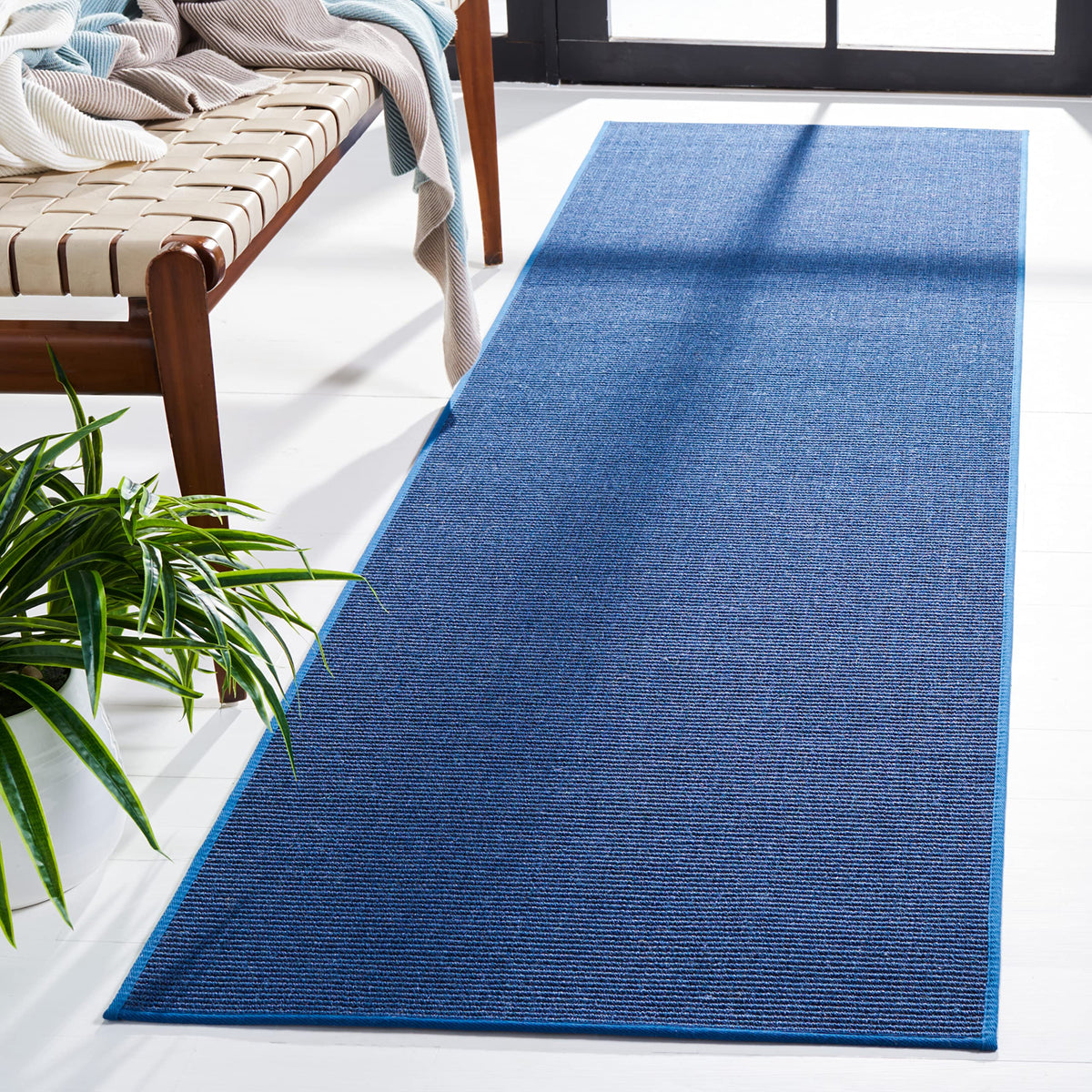 Martha Stewart x SAFAVIEH Area Rug Collection - 1'9" x 2'10", Beige & Ivory, Sisal & Jute, Farmhouse Style, Ideal for Living Room, Bedroom, Office, Dining Space (MSR9501C)