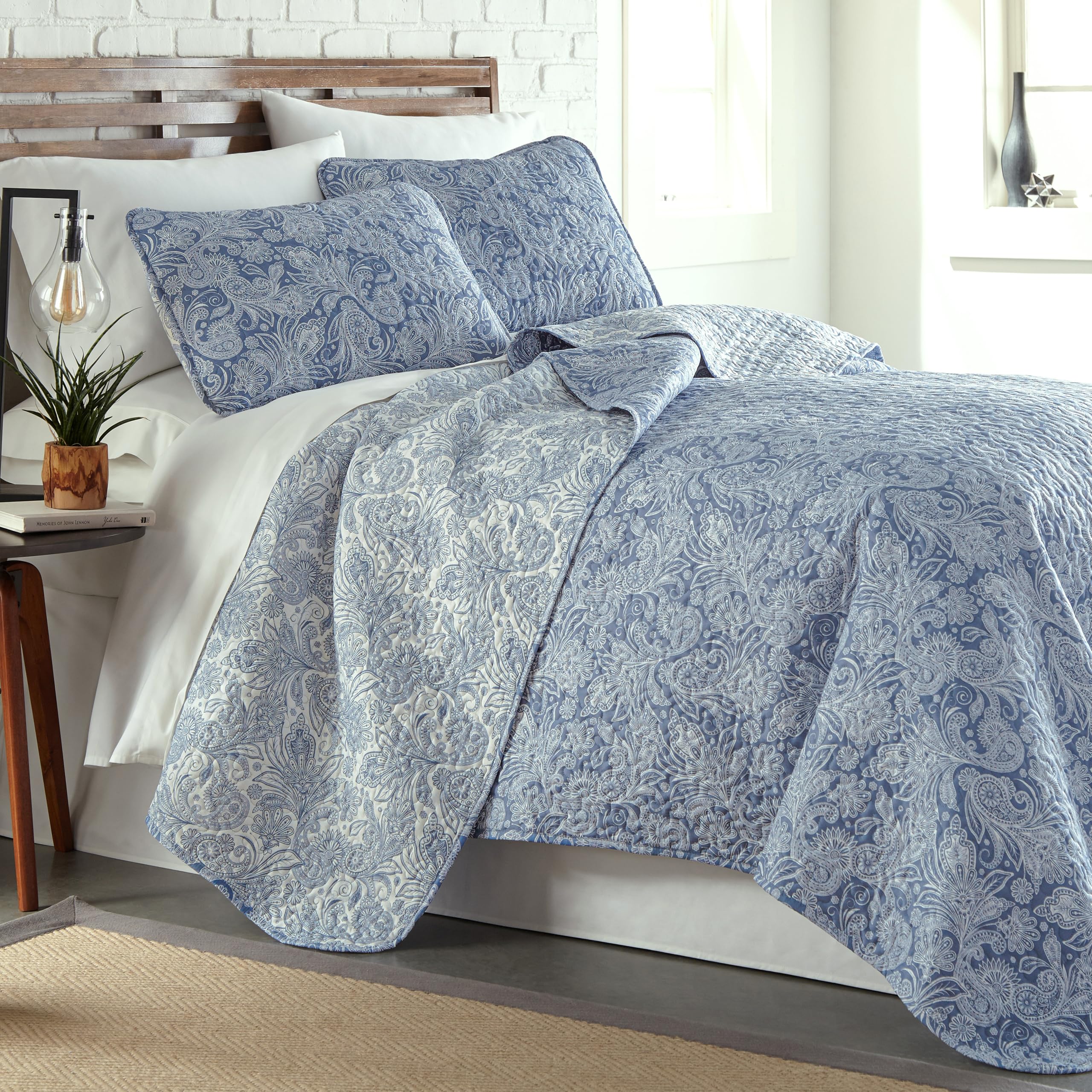 Southshore Fine Living, Inc. XL Twin Quilt Set, Microfiber Quilted Bedspread, White Bedding Twin Coverlet w/Pillow Sham, Pet Hair Resistant Bedding Coverlet Set, Quilted Coverlet, Bright White Quilt