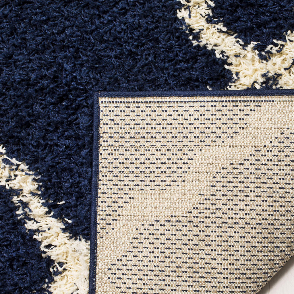 SAFAVIEH Dallas Shag Collection Accent Rug - 2'3" x 4', Beige & Ivory, Trellis Design, Non-Shedding & Easy Care, 1.5-inch Thick Ideal for High Traffic Areas in Entryway, Living Room, Bedroom (SGD257D)